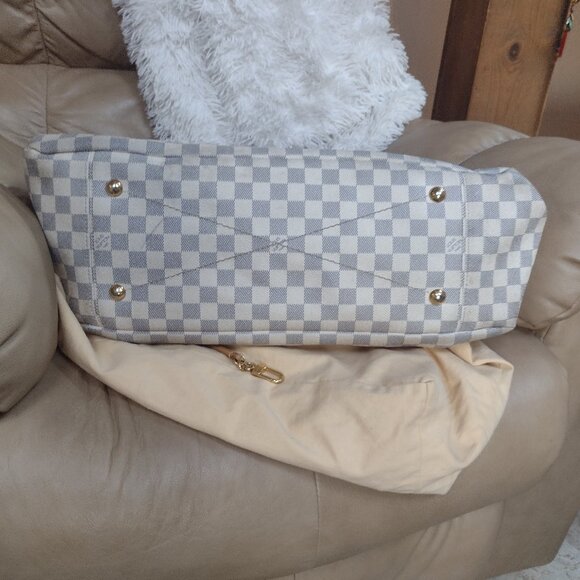 💯% Authentic XXL Louis Vuitton Artsy GM Azur - Picture 8 of 15